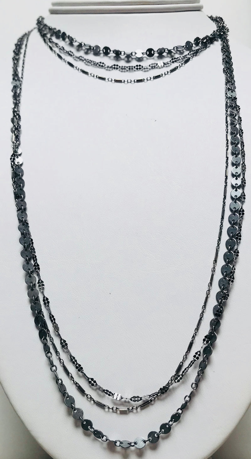 Unsworth triple chain necklace